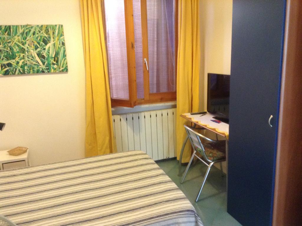 Casa Fornaciari Panzió Viareggio Kültér fotó