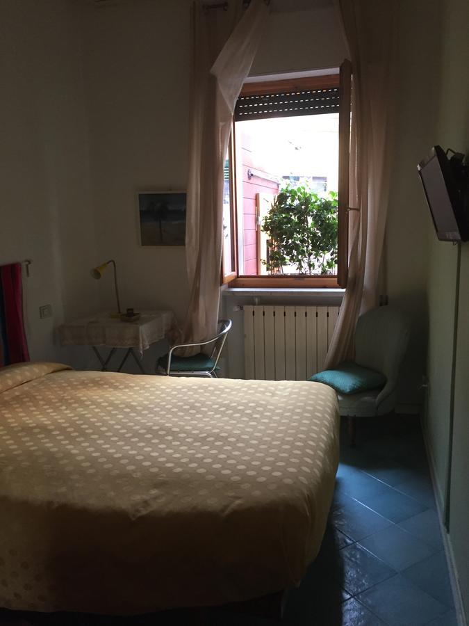 Casa Fornaciari Panzió Viareggio Kültér fotó